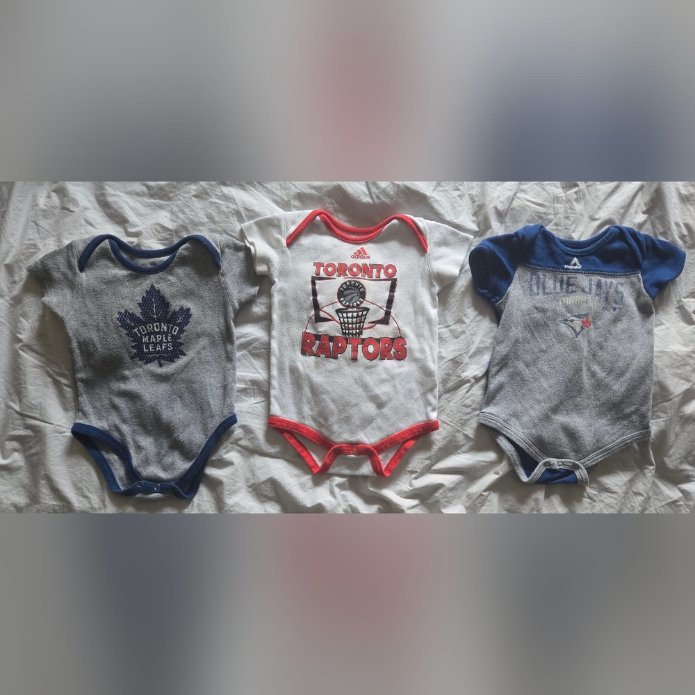 Toronto Baby Sports Pack! Fit 9-18m; TO Hockey, Baseball, & Basketball Onesies😃
